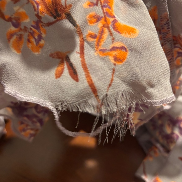 Chelsea28 Ruffle Neck Chiffon Midi Dress in Purple Quail Floral Trial Small - Picture 8 of 8